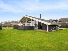 Holiday Home Sohvi - 300m from the sea by Interhome in Sjølund
